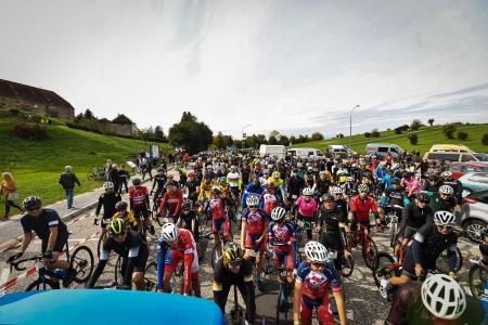 nkbm_zlati_krog_roglic_2022_10_09_MP7_7988_pigac_si