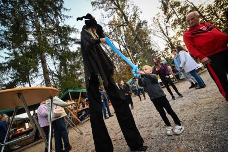 obcina_hoce_slivnica_noc_carovnic_pivola_2022_10_29_MAR_7770_pigac_si