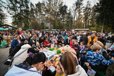 obcina_hoce_slivnica_noc_carovnic_pivola_2022_10_29_MAR_7929_pigac_si