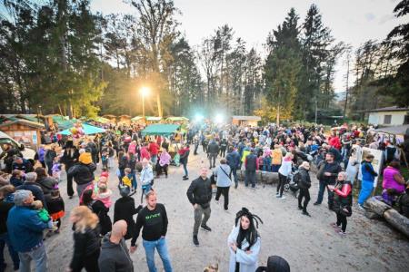 obcina_hoce_slivnica_noc_carovnic_pivola_2022_10_29_MAR_7961_pigac_si