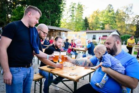 obcina_hoce_slivnica_oktoberfest_2023_pivola_MP76050_pigac_si