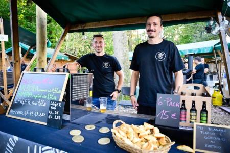 obcina_hoce_slivnica_oktoberfest_2023_pivola_MP76235_pigac_si