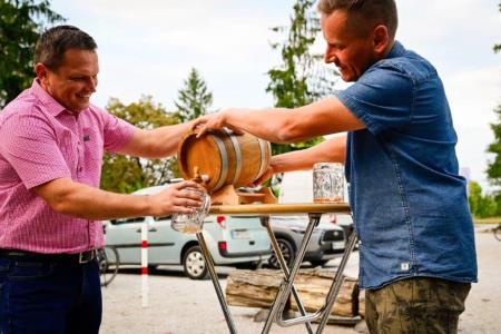 obcina_hoce_slivnica_oktoberfest_2023_pivola_MP76531_pigac_si