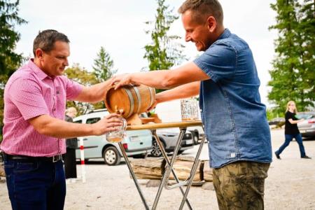 obcina_hoce_slivnica_oktoberfest_2023_pivola_MP76542_pigac_si