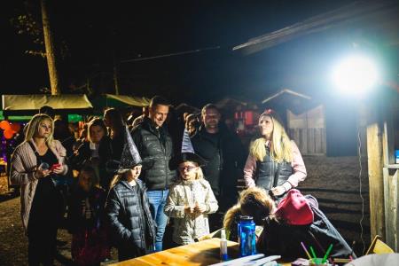 obcina_hoce_slivnica_noc_carovnic_pivola_2023_10_29__MP77367_pigac_si