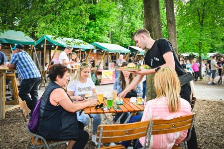 obcina_hoce_slivnica_beer_burger_2024_05_26_MP78194_pigac_si