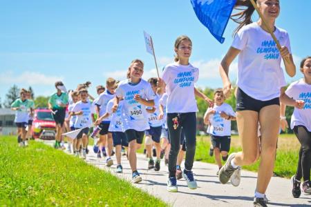 obcina_hoce_slivnica_olimpijska_bakla_2024_06_17_MP79456_foto_pigac_si