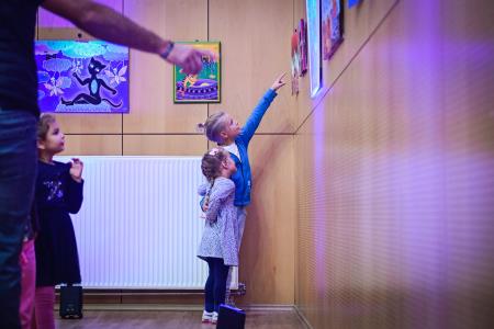 obcina_hoce_slivnica_razstava_lutkovna_predstava_kd_hoce_2024_09_24_MP74450_foto_pigac_si