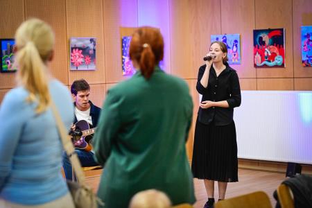 obcina_hoce_slivnica_razstava_lutkovna_predstava_kd_hoce_2024_09_24_MP74508_foto_pigac_si